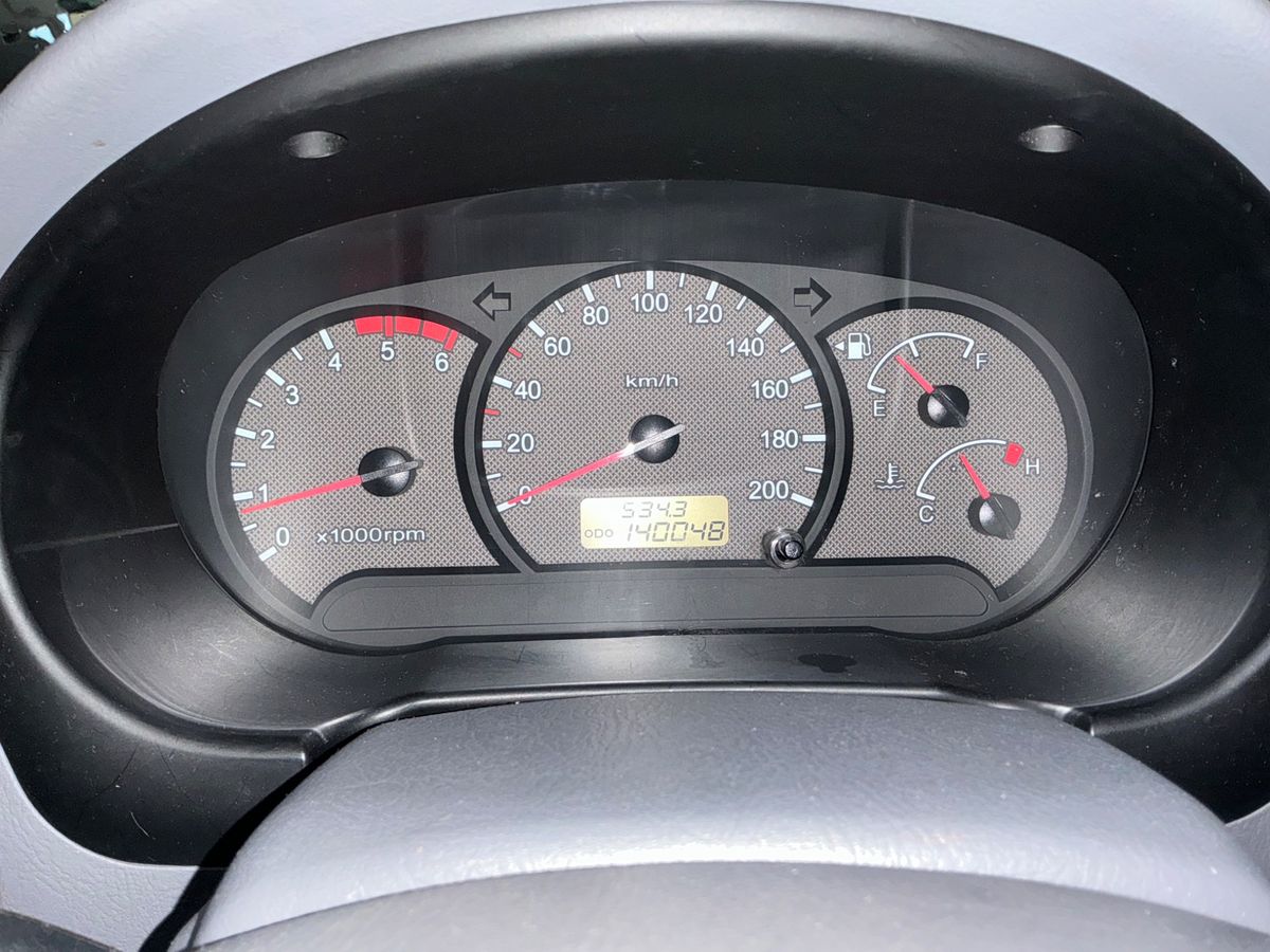 Hyundai Accent 2004 — photo 5