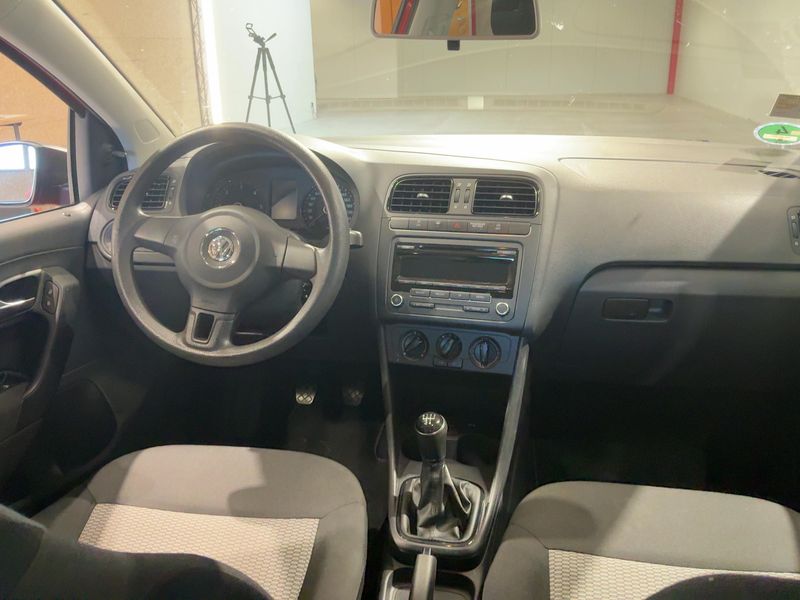Volkswagen Polo 1.6 TDI Trendline BlueMotion Tech 2013 – снимка 18