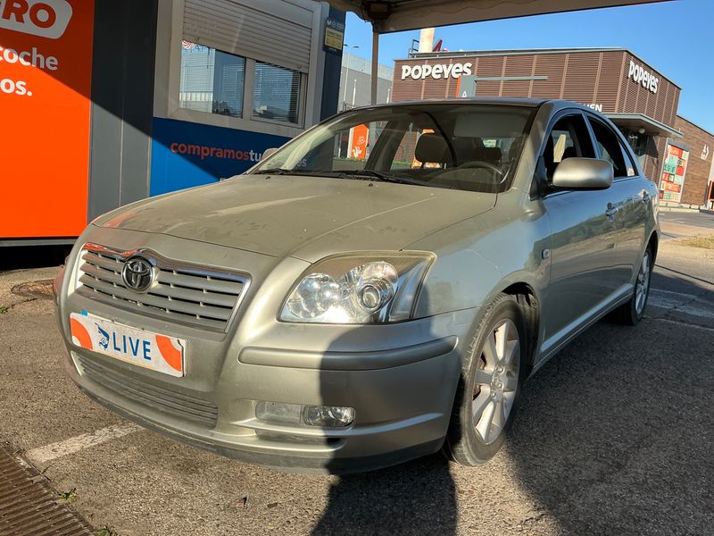 Toyota Avensis 2.0 Sol — zdjęcie 1