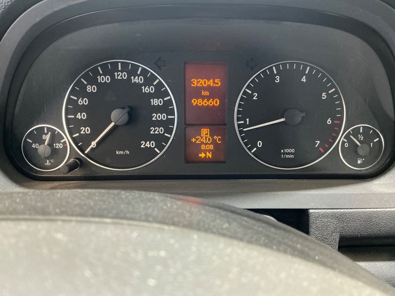 Mercedes-Benz A-Klasse A 160 Avantgarde 2010 – снимка 4