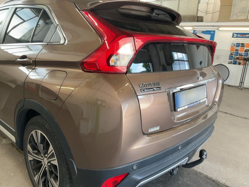 Mitsubishi Eclipse Cross 1.5 T-MIVEC Top 2WD — zdjęcie 3