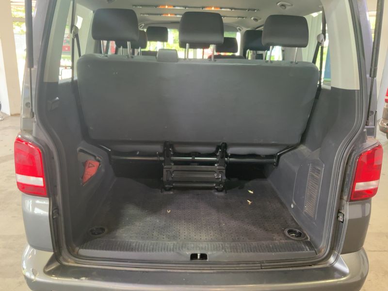 Volkswagen T5 Caravelle 2.0 TDI Comfortline — zdjęcie 10