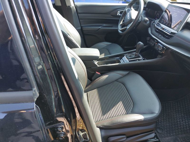 Jeep Compass 1.5 GSE T4 e-Hybrid RED FWD — zdjęcie 10