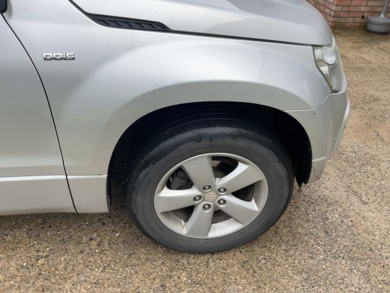 Suzuki Grand Vitara 1.9 DDiS Comfort 2011 – снимка 11
