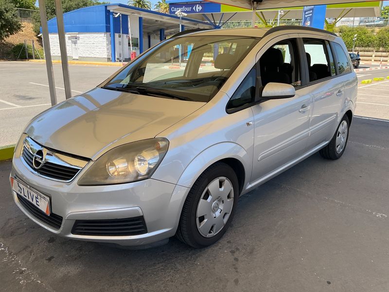 Opel Zafira 1.6 Enjoy
