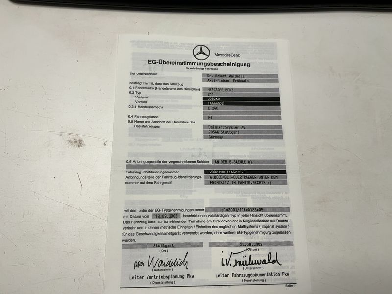 Mercedes-Benz E-Klasse E 240 Elegance — zdjęcie 16