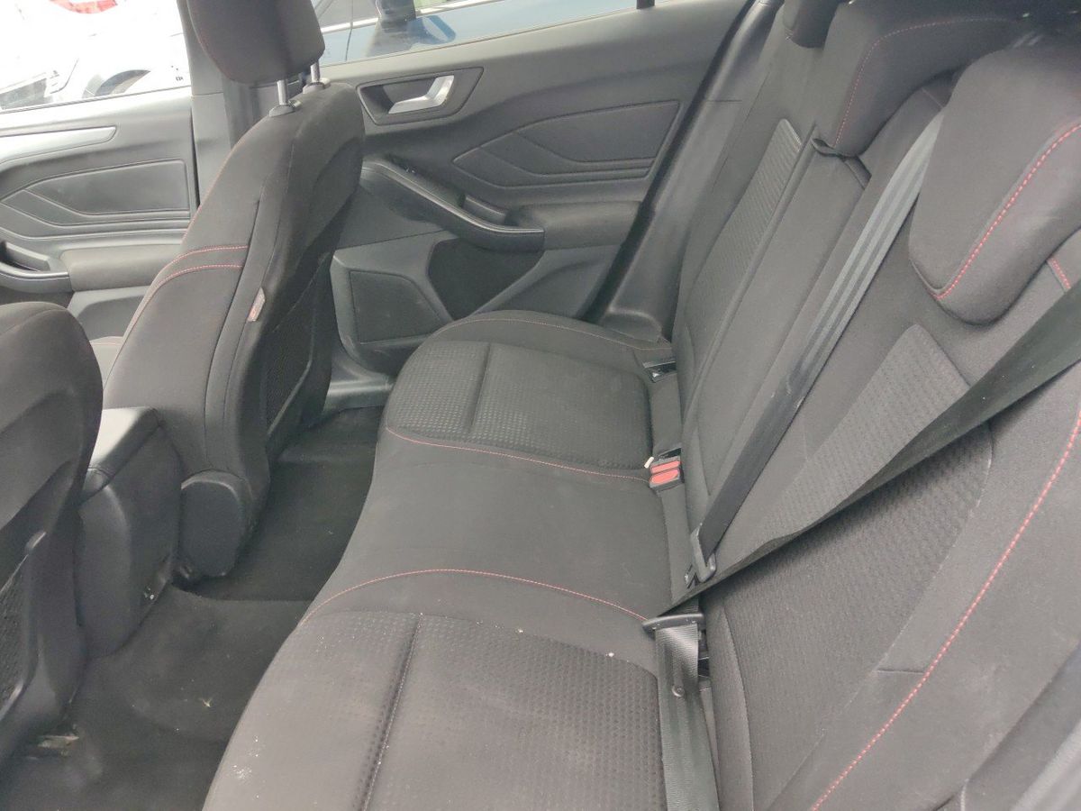 Ford Focus 1.0 EcoBoost Mild-Hybrid ST-Line