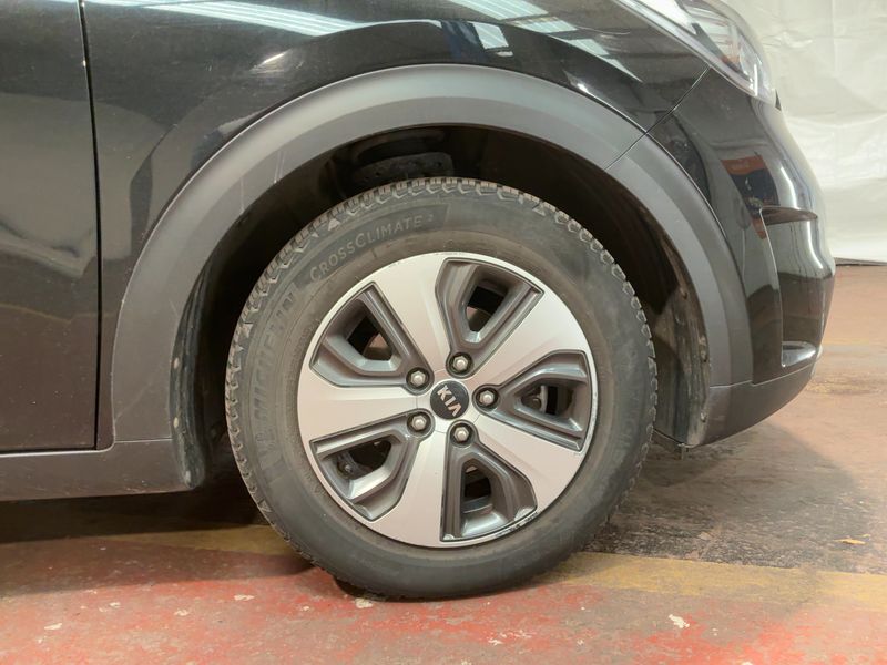 Kia Niro 1.6 Hybrid Active 2017 – снимка 11