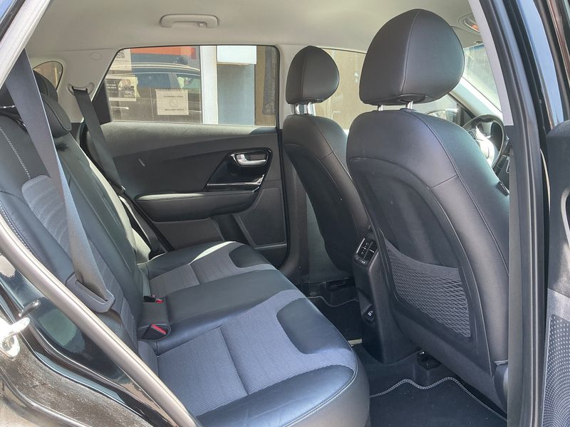 Kia Niro 1.6 Hybrid Active — zdjęcie 14