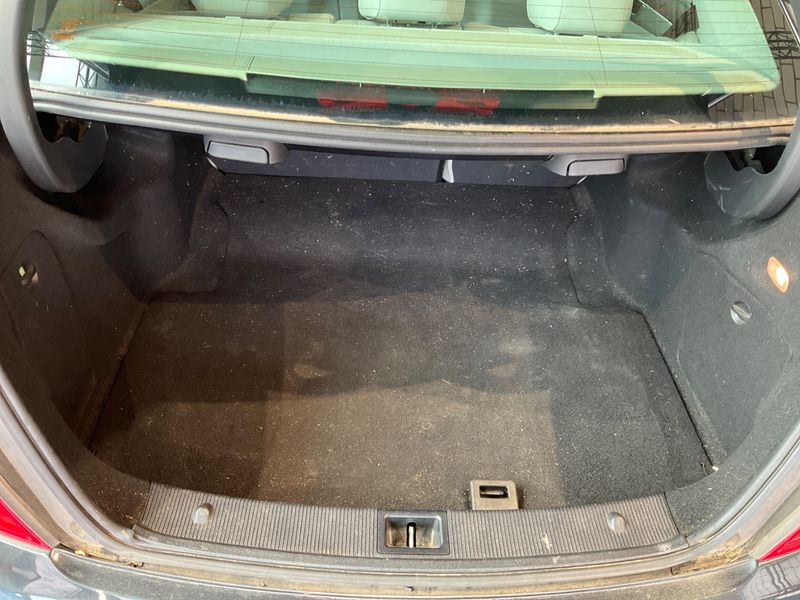 Mercedes-Benz C-Klasse C 200 CDI BlueEfficiency Avantgarde 2012 – снимка 29