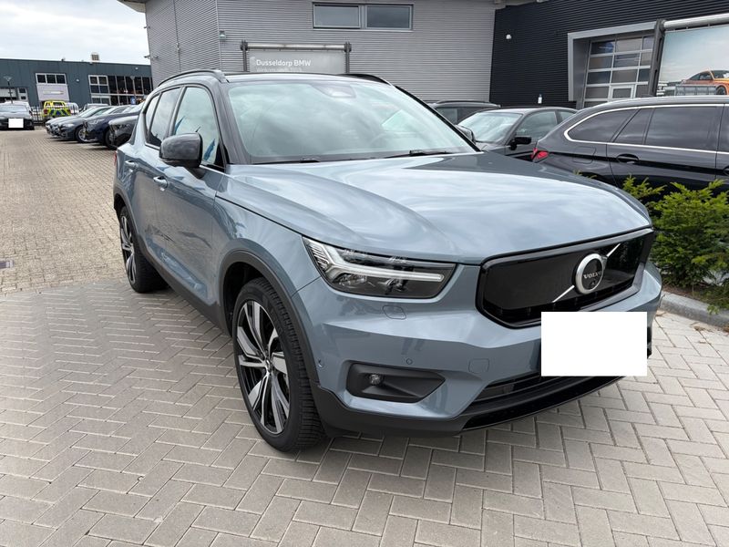 Volvo XC40 Recharge Twin Pure 300 kW Pro AWD — zdjęcie 4