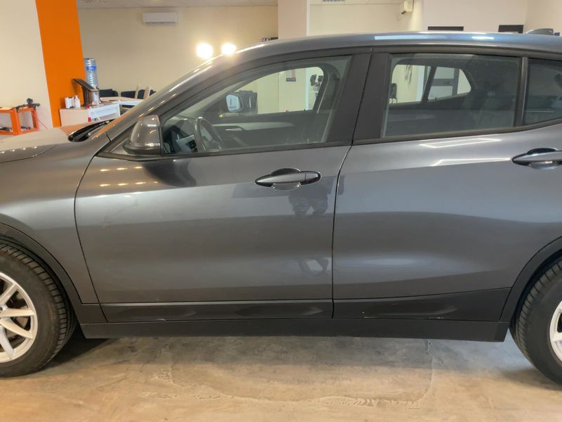 BMW X2 sDrive 18d Advantage — zdjęcie 4