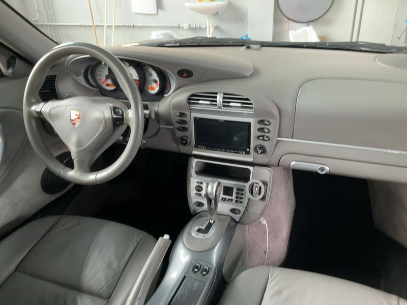 Porsche 911 996 Carrera Cabrio — zdjęcie 12