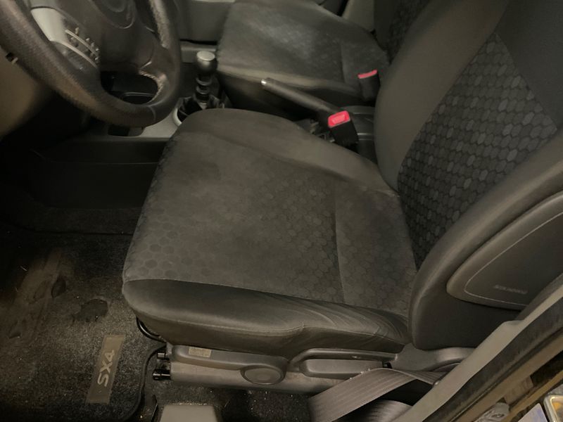 Suzuki SX4 2.0 DDiS Comfort 2013 – снимка 23