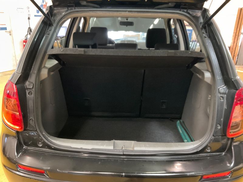 Suzuki SX4 2.0 DDiS Comfort 2013 – снимка 15