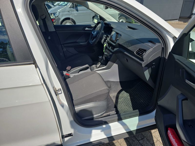 Volkswagen T-Cross 1.0 TSI — zdjęcie 10