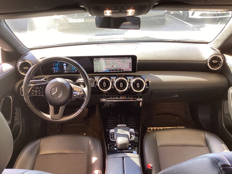 Mercedes-Benz CLA-Klasse CLA 220 d Progressive — zdjęcie 12