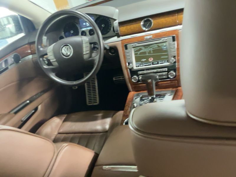 Volkswagen Phaeton 3.0 V6 TDI Lang 4Motion — zdjęcie 12