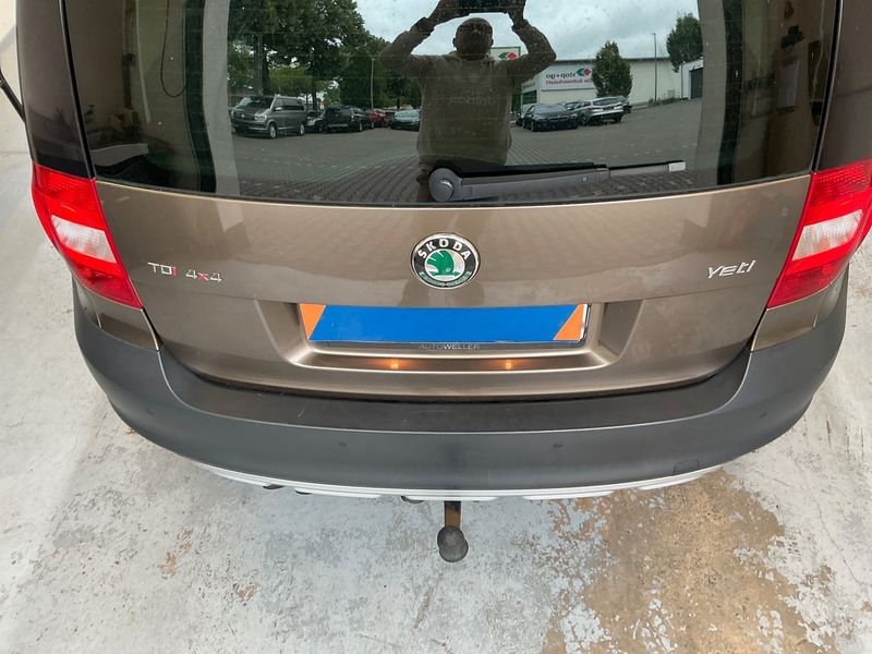 Skoda Yeti 2.0 TDI Ambition 4x4 2012 – снимка 46