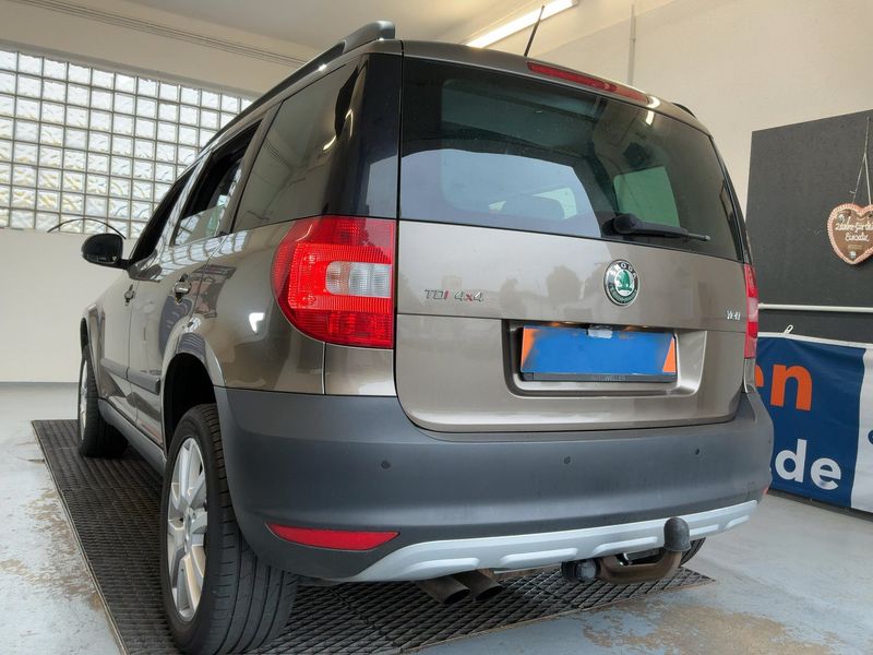 Skoda Yeti 2.0 TDI Ambition 4x4 — zdjęcie 3