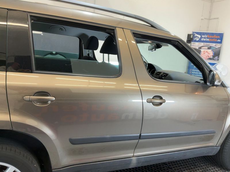 Skoda Yeti 2.0 TDI Ambition 4x4 — zdjęcie 7