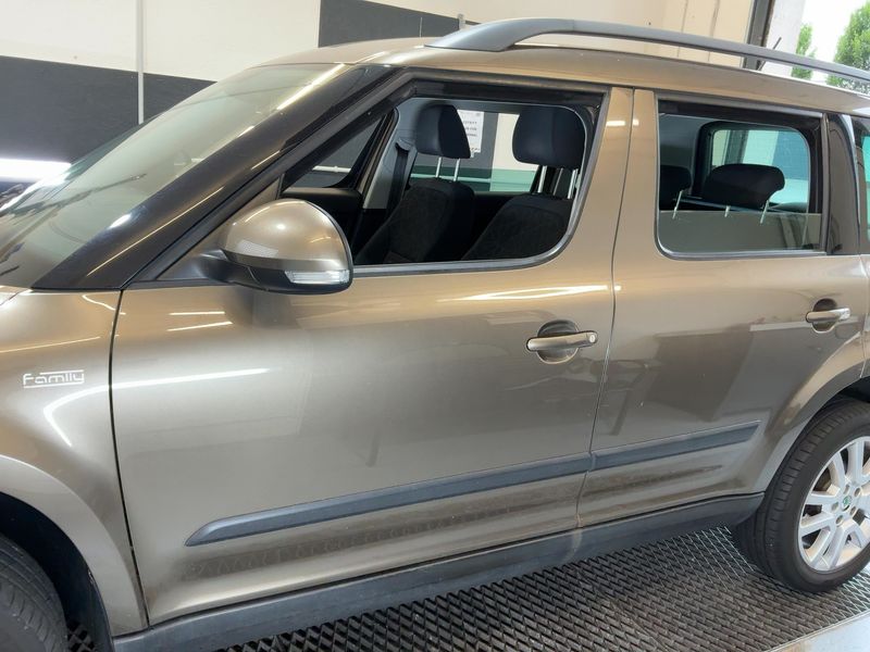 Skoda Yeti 2.0 TDI Ambition 4x4 — zdjęcie 4