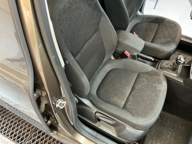 Skoda Yeti 2.0 TDI Ambition 4x4 2012 – снимка 44