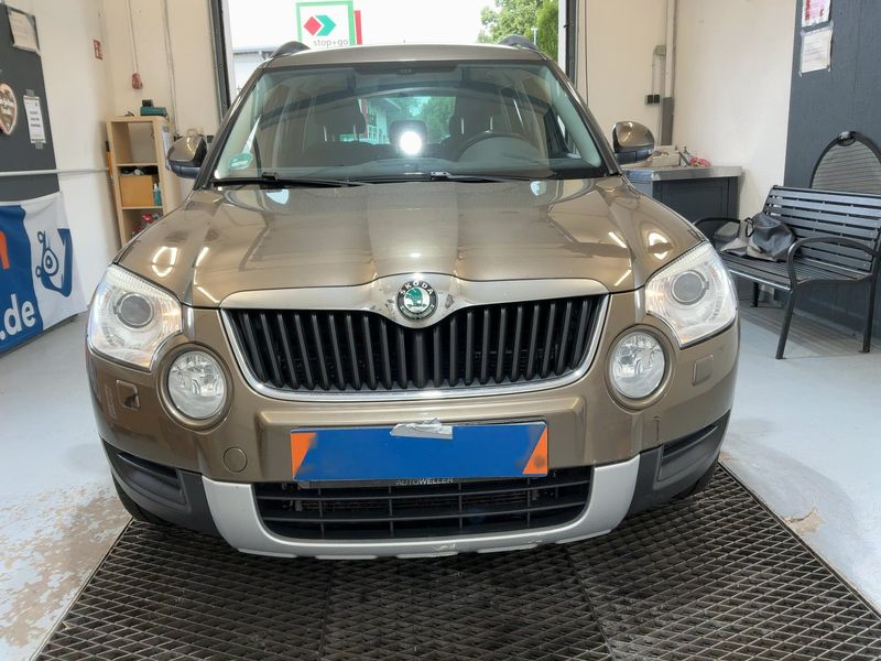 Skoda Yeti 2.0 TDI Ambition 4x4 — zdjęcie 9