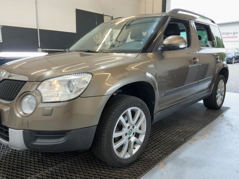 Skoda Yeti 2.0 TDI Ambition 4x4 — zdjęcie 2