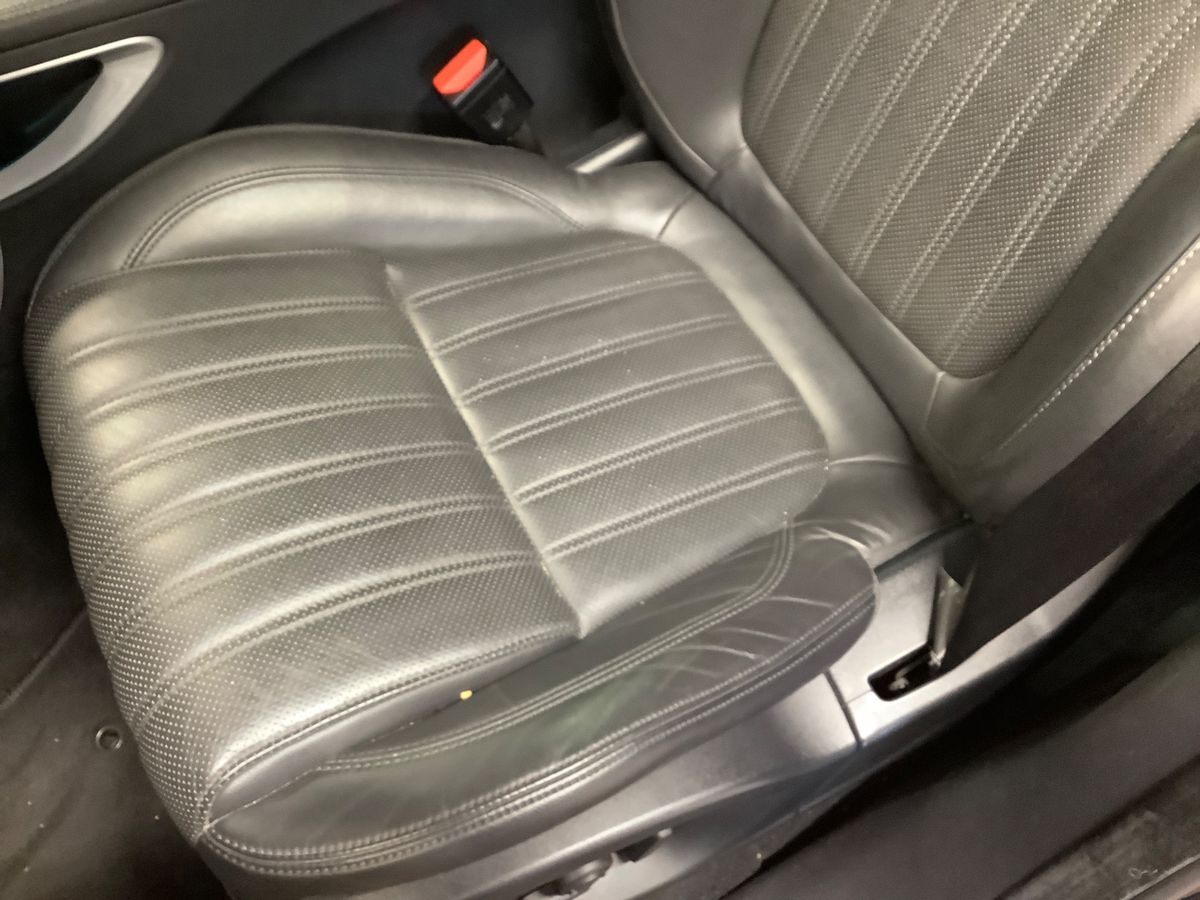 Jaguar F-Pace 2018 — photo 30