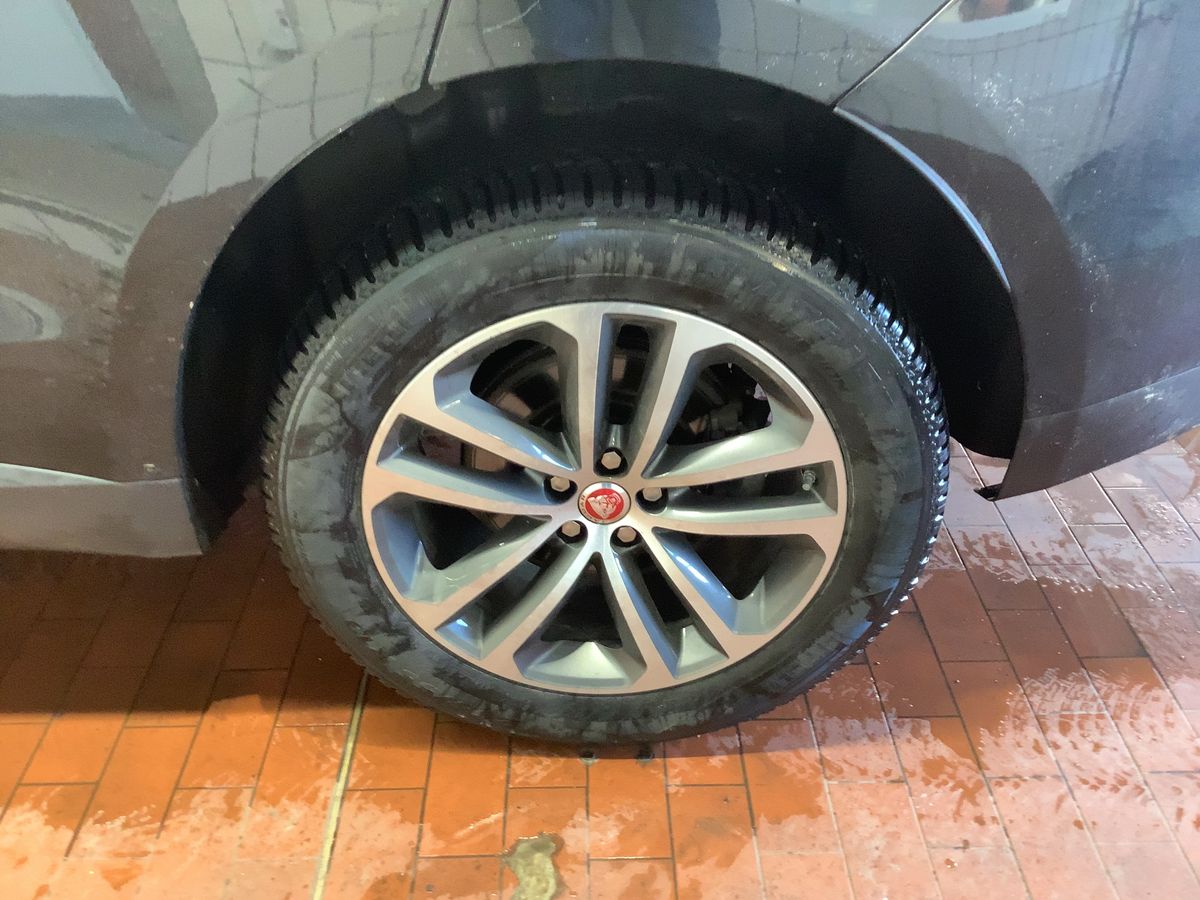 Jaguar F-Pace 2018 — photo 6