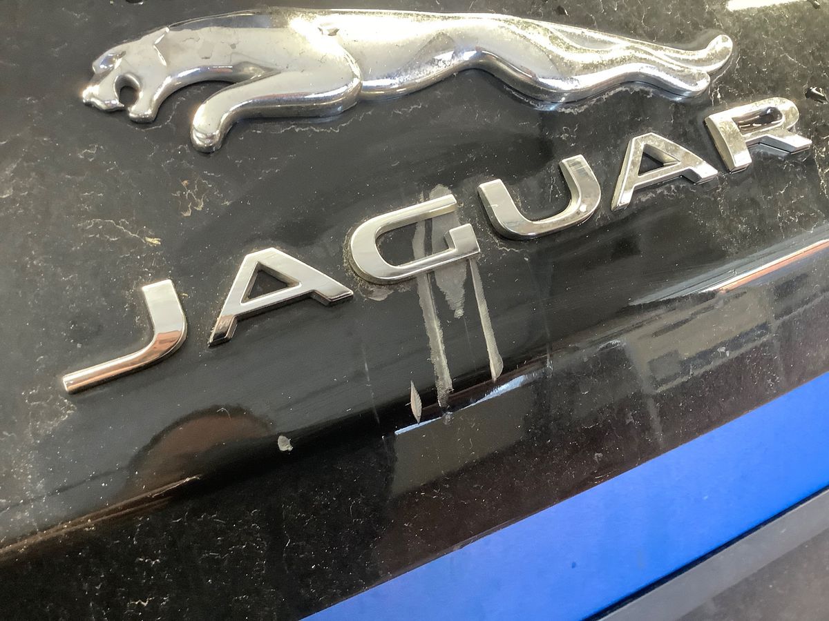 Jaguar F-Pace 2018 — photo 35