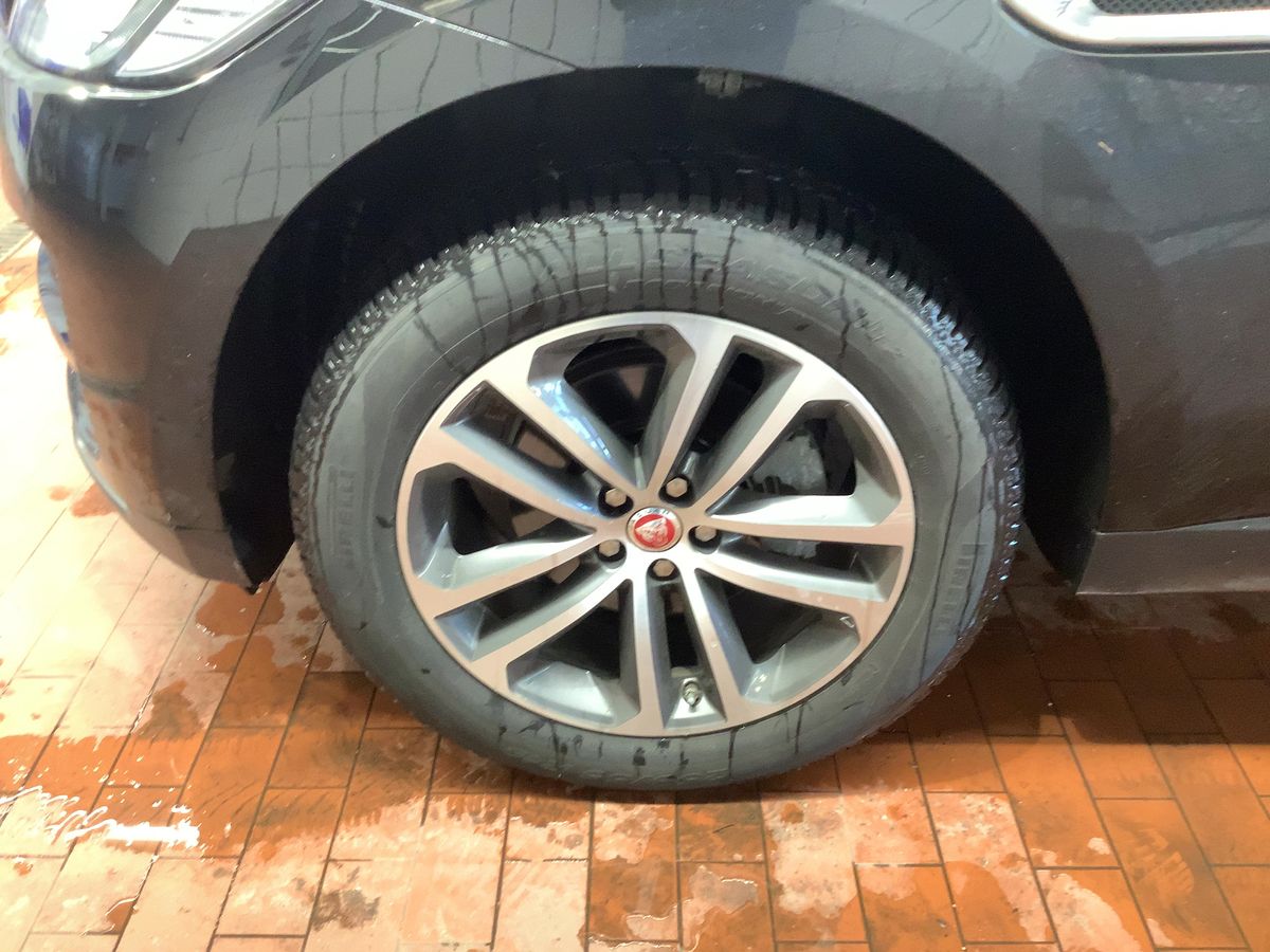 Jaguar F-Pace 2018 — photo 4