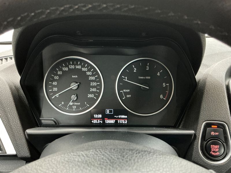 BMW 1er 118d 2014 – снимка 18