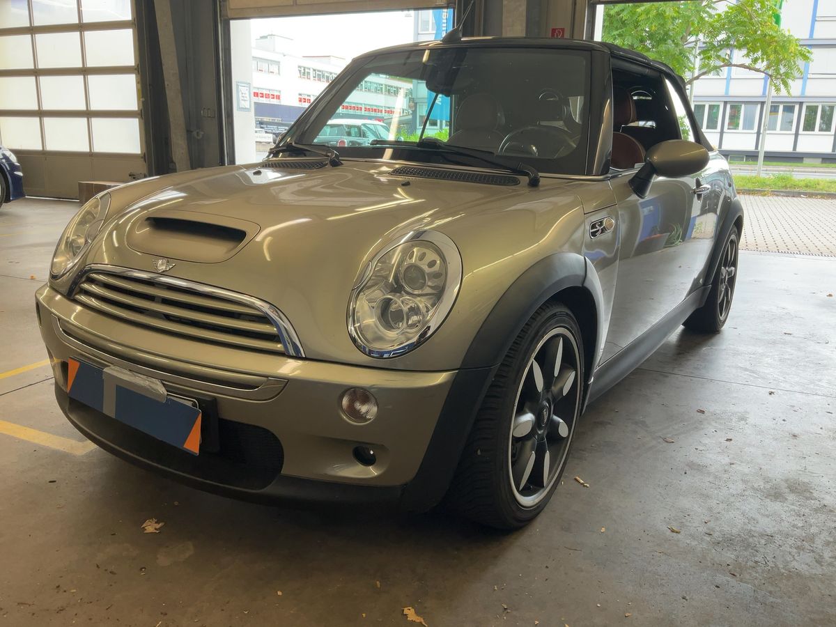 MINI Cabrio Cooper S Sidewalk