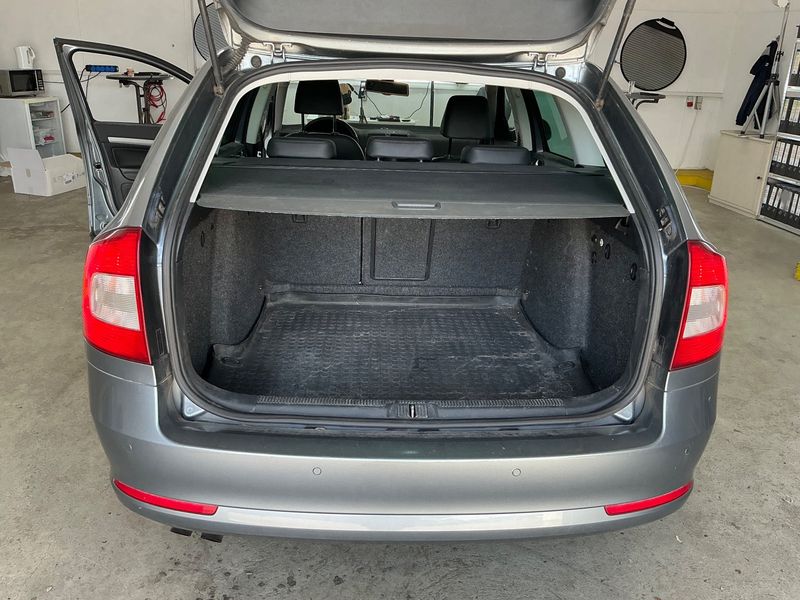 Skoda Octavia 1.4 TSI Elegance 2013 – снимка 15