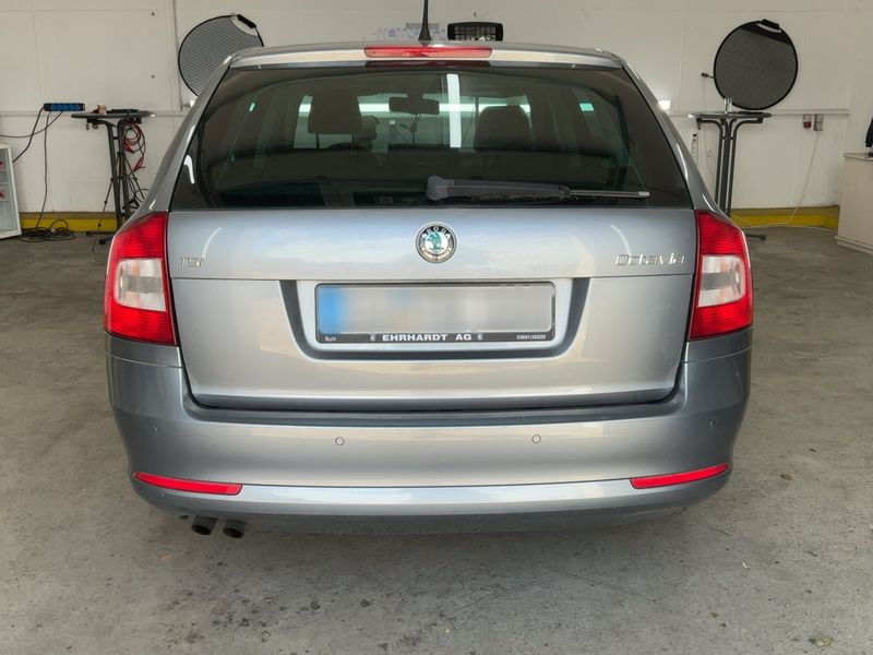 Skoda Octavia 1.4 TSI Elegance 2013 – снимка 7