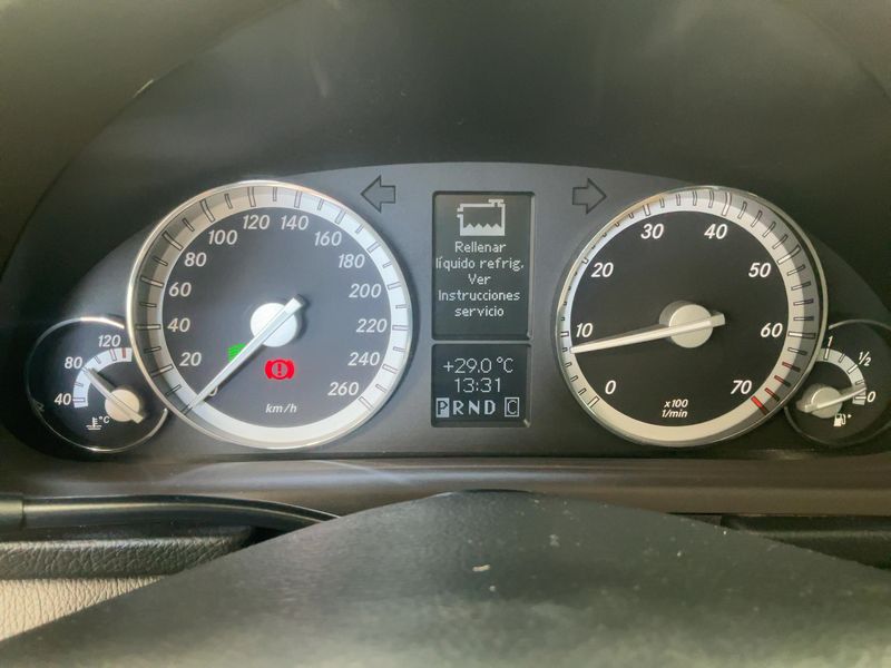 Mercedes-Benz C-Klasse C 180 Kompressor Sport Edition — zdjęcie 13