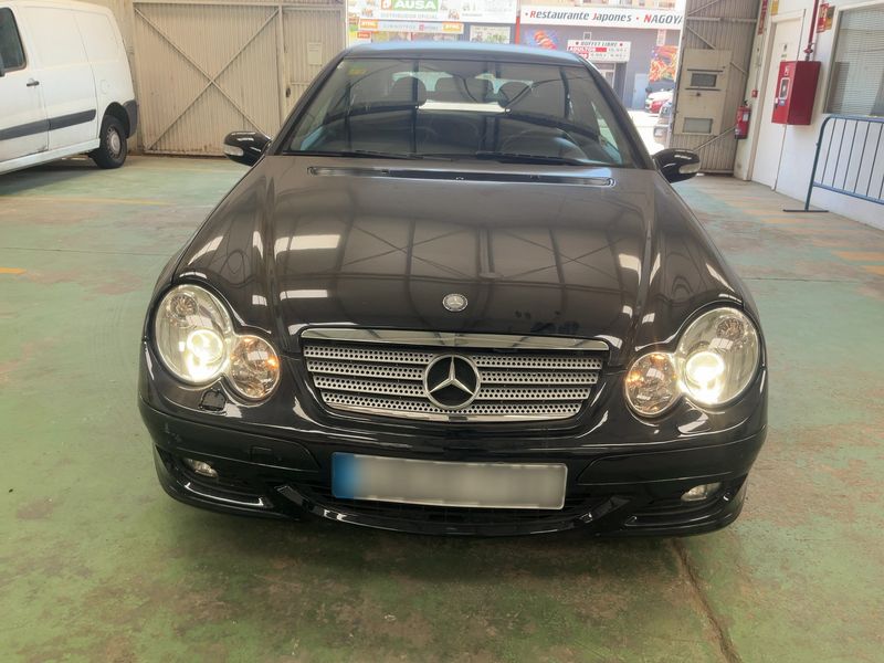 Mercedes-Benz C-Klasse C 180 Kompressor Sport Edition — zdjęcie 9
