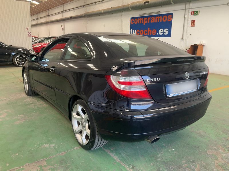 Mercedes-Benz C-Klasse C 180 Kompressor Sport Edition — zdjęcie 3