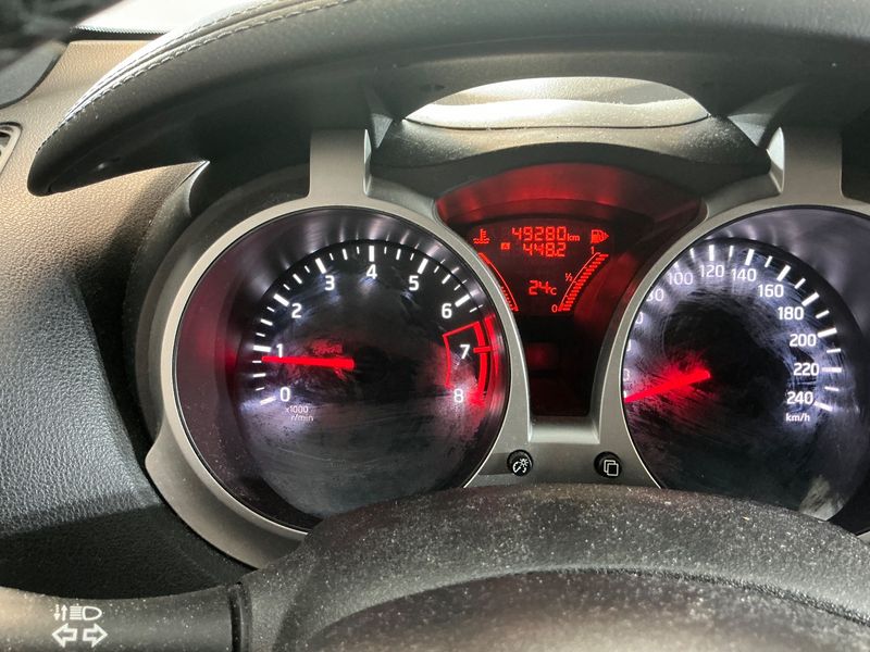 Nissan Juke 1.2 N-Connecta 2015 – снимка 18