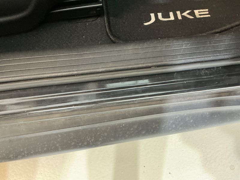 Nissan Juke 1.2 N-Connecta 2015 – снимка 22