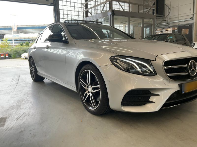 Mercedes-Benz E-Klasse E 200 AMG Line 2017 – снимка 12