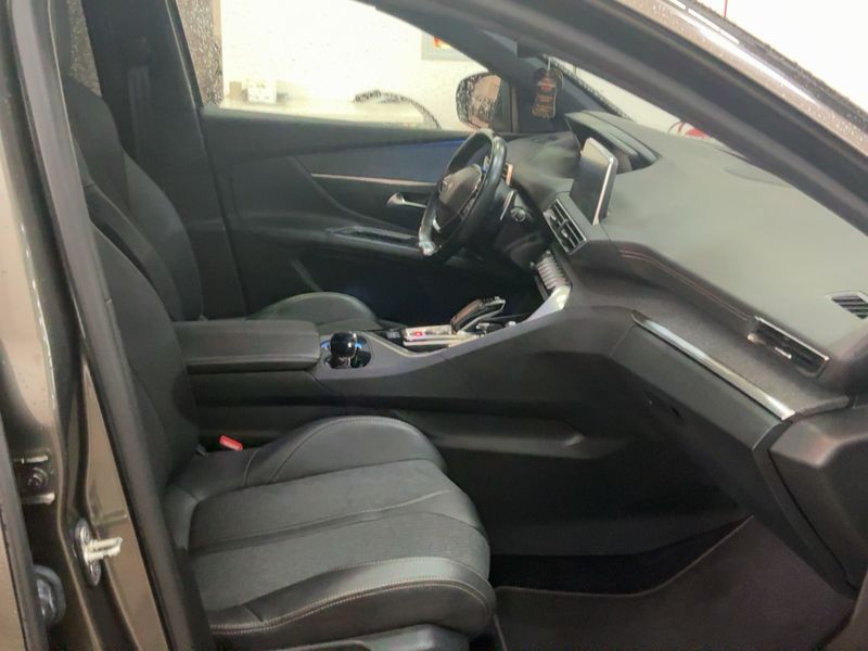 Peugeot 5008 1.5 Blue-HDi GT Line 2020 – снимка 16