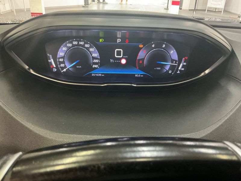 Peugeot 5008 1.5 Blue-HDi GT Line 2020 – снимка 18