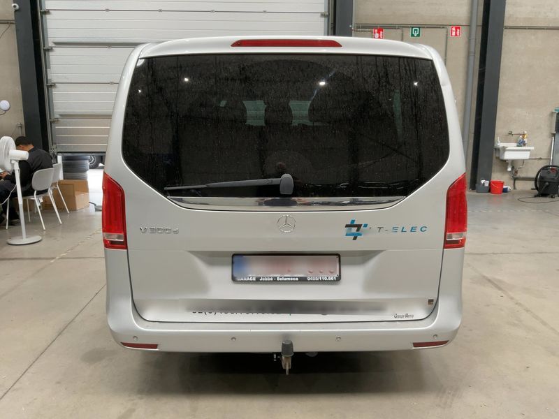 Mercedes-Benz V-Klasse V 300 d AVANTGARDE lang — zdjęcie 5