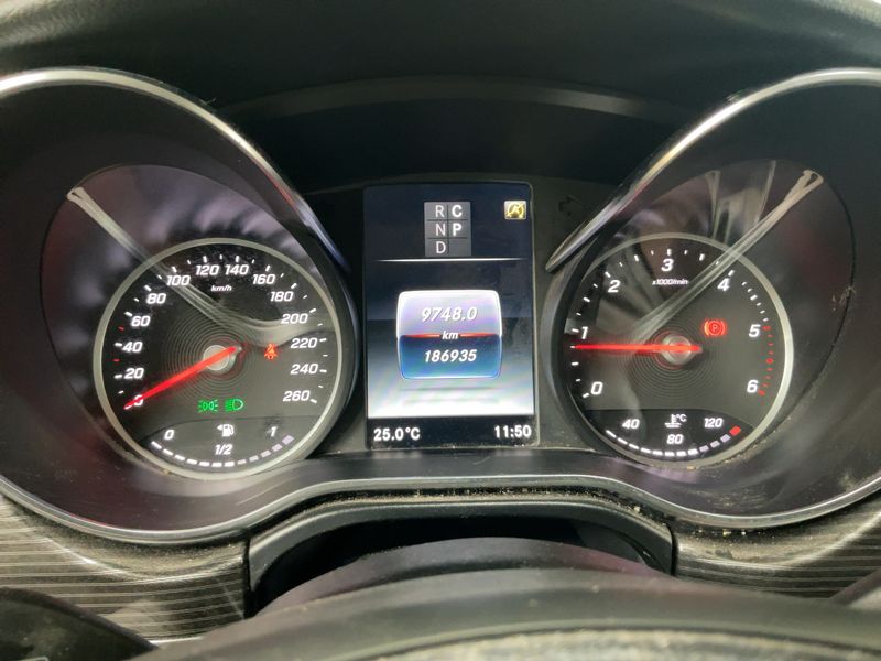Mercedes-Benz V-Klasse V 300 d AVANTGARDE lang — zdjęcie 13