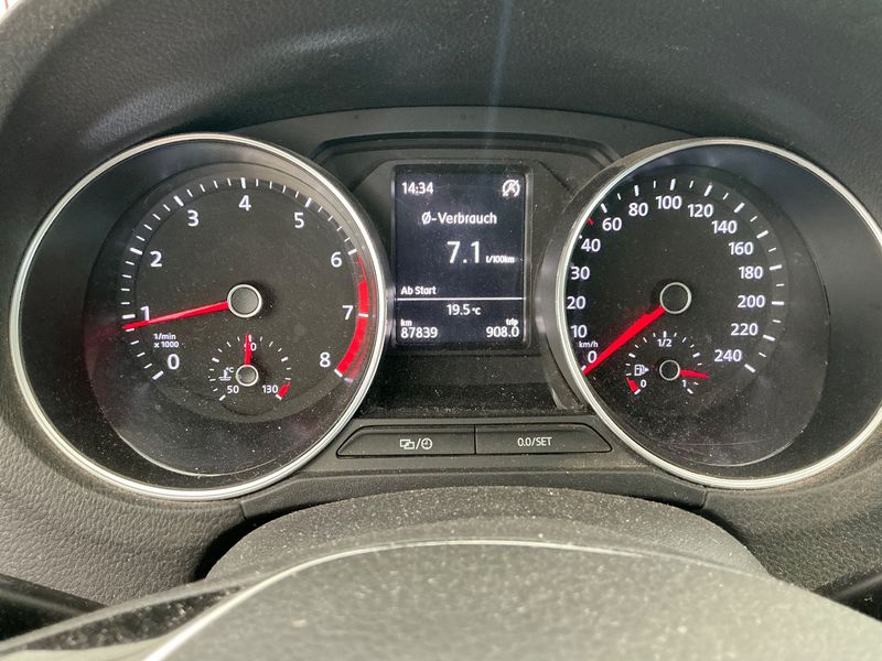Volkswagen Polo 1.0 Lounge — zdjęcie 13