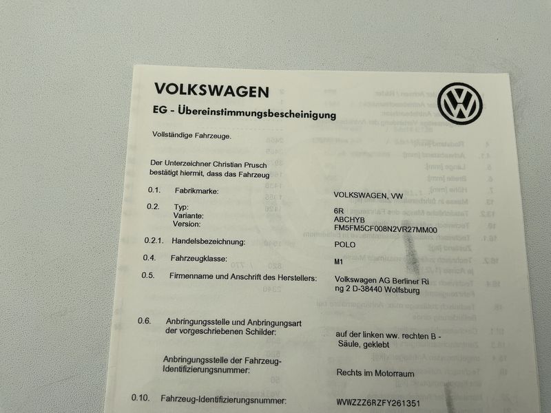 Volkswagen Polo 1.0 Lounge — zdjęcie 16
