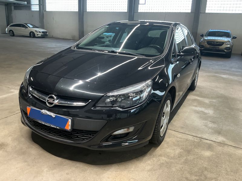 Opel Astra 1.4 Essentia